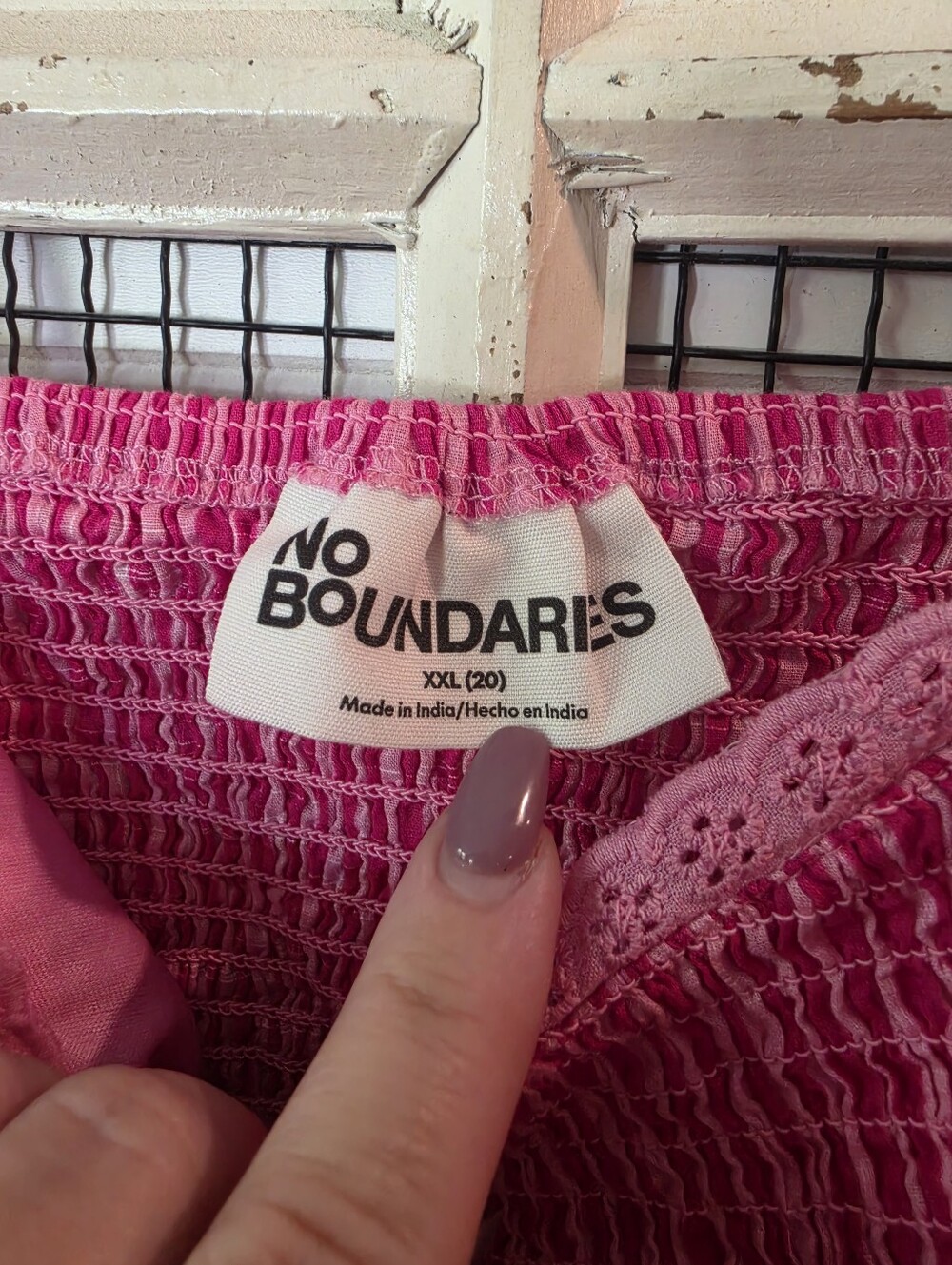 Pink Tank - Picture 2 of 3